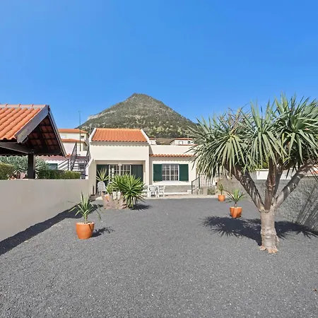 Дом отдыха Casa Yucca - Island Порту-Санту